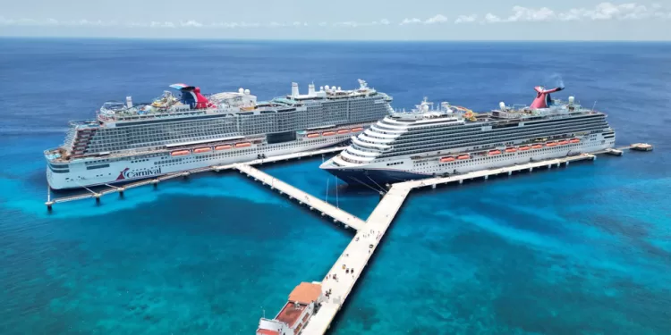 Puertos de Q. Roo superan récord de movilización de barcos y pasajeros