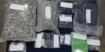 Pareja detenida en Chetumal con piedra y paquetes de marihuana