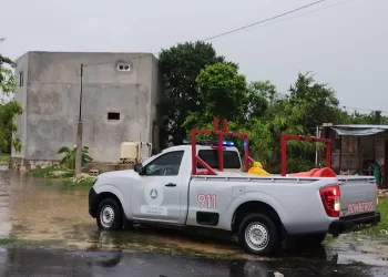 Continúa en marcha el Operativo Tormenta en Isla Mujeres