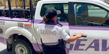 Entregan a su madre, menor de 2 años que deambulaba sola en fraccionamiento de Cancún