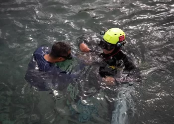 Exploran el ojo de agua que surgió en el mar de Cozumel