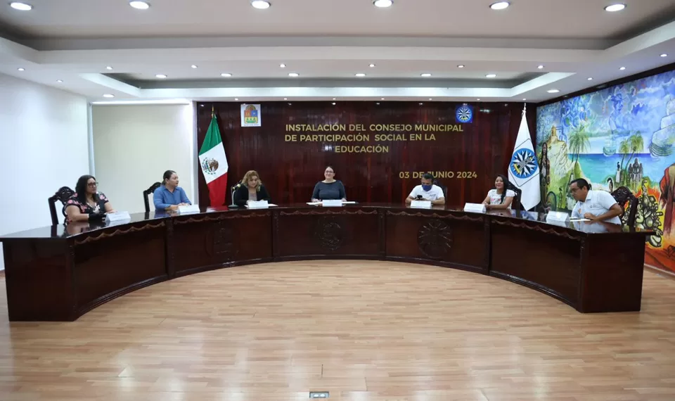 Instalan en Isla Mujeres el Consejo de Participación en la Educación