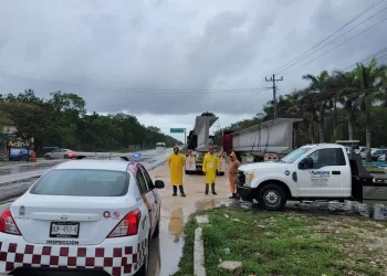 Activado el Operativo Tormenta para atender vehículos varados por las lluvias
