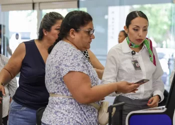 Luego de cuatro días, habrá más de 500 vuelos desde el aeropuerto de Cancún