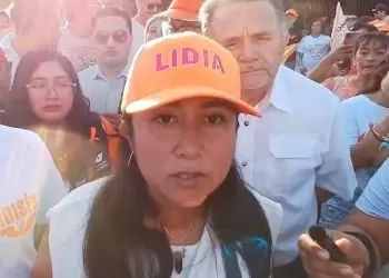 Encabeza Lidia Roja marcha para defender presunta victoria en Chetumal
