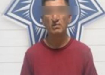 Dos detenidos por allanamiento y por quebrantar sellos oficiales