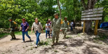 Evacúan a familias de comunidades mayas de Felipe Carrillo