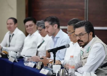 Listo el IMSS para enfrentar la llegada del huracán Beryl, asegura Zoé Robledo