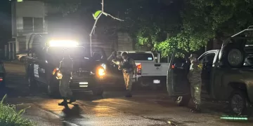 Persecución y balacera con presuntos secuestradores