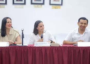 Establece Ana Paty una línea de trabajo para garantizar bienestar a cancunenses