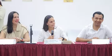 Establece Ana Paty una línea de trabajo para garantizar bienestar a cancunenses
