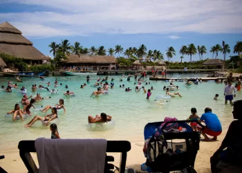 Grupo Xcaret suspenderá paseos y las actividades en sus parques