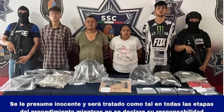 Capturan a cuatro narcomenudistas con 301 dosis de marihuana y una pistola