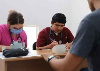 Gobierno Municipal de Isla Mujeres tramita certificados médicos gratuitos en los Centros Comunitarios 