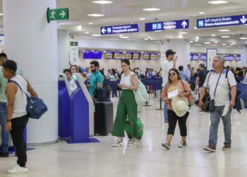 Aeropuerto de Cancún, con problemas para cumplir operaciones programadas