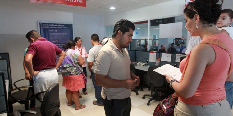Más de 38 mil quintanarroenses ya pasaron su crédito Infonavit a pesos