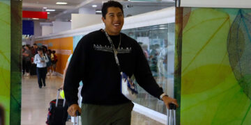 Carlos Sansores recibe calurosa bienvenida tras participar en los Juegos Olímpicos