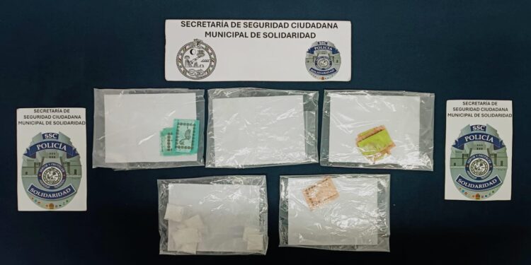 Encuentran droga en la Quinta Avenida de Playa del Carmen