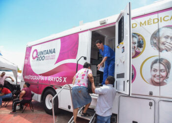 Lleva “Salud para tod@s” servicios a Morelos, Bacalar e Isla Mujeres