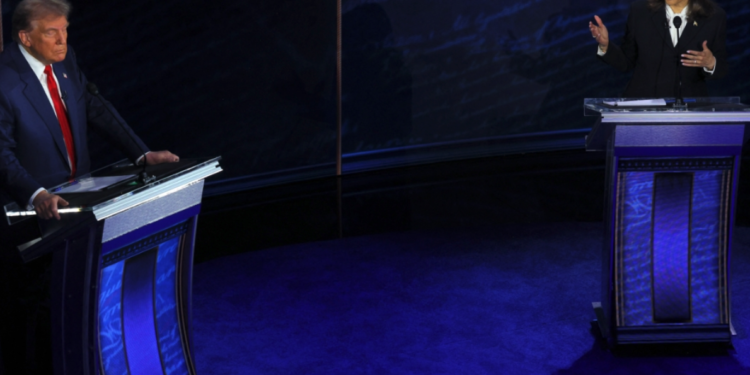 Trump lanza acusaciones racistas sobre inmigrantes en primer debate con Harris