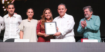 Inauguran en Cancún la Convención Nacional de la Cámara Nacional del Autotransporte de Carga