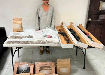 Convoy de las fuerzas del orden es atacado por grupo criminal en Bacalar