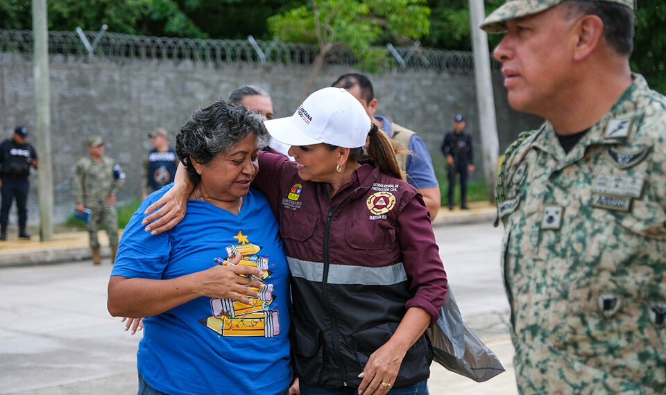 Mara Lezama recorre zonas de atención prioritaria en Cancún