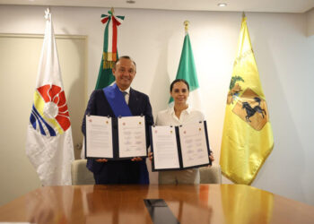 Firman el hermanamiento entre Cancún y Nápoles