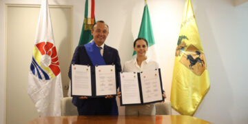 Firman el hermanamiento entre Cancún y Nápoles