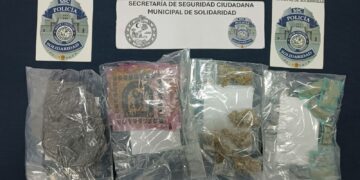 En rondín de vigilancia encuentran agentes envoltorios con marihuana