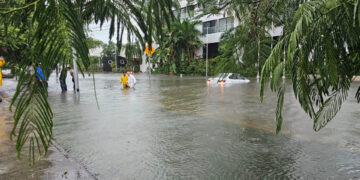 Brinda Tránsito Municipal dio apoyo a cancunenses durante el paso de la tormenta