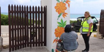 Continúan trabajos de remozamiento en los panteones de Isla Mujeres