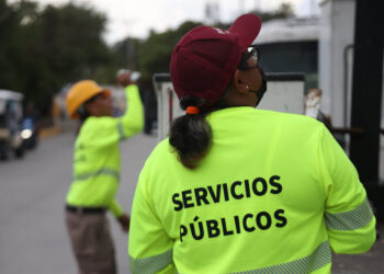 Aún atienden en Isla Mujeres fallas en servicios públicos por las lluvias