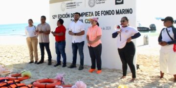Retiran de playas de Solidaridad más de 200 kilos de desechos