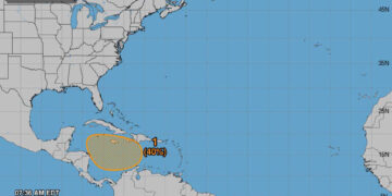 Zona de baja presión en el Caribe podría ser huracán