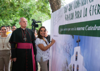 Atestigua la Gobernadora el arranque de las obras de la Catedral de Cancún