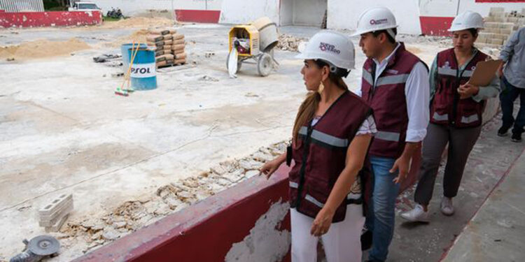 Gobernadora supervisa obras de rehabilitación de espacios deportivos en Chetumal