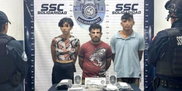 Son detenidos en Playa tres narcomenudistas