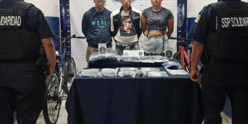 Detienen a tres personas con droga y armas en Playa del Carmen