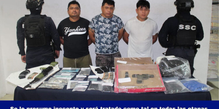 Son detenidos en Tulum tres sujetos con armas y drogas