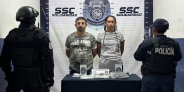 Aseguran a dos personas por presuntos delitos contra la salud en Playa del Carmen