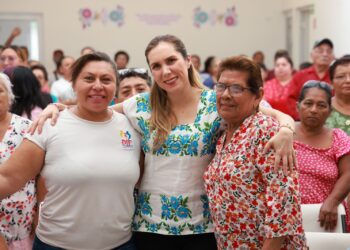 Gobierno de Isla Mujeres refrenda su compromiso con los adultos mayores de la Zona Continental