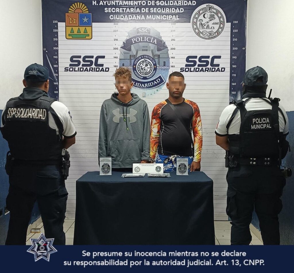 Detienen a dos cubanos en Playa del Carmen por desobediencia y resistencia a la autoridad