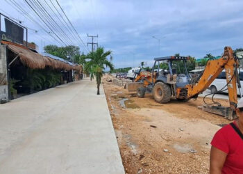 En marcha la rehabilitación del camino de Bahía Petempich