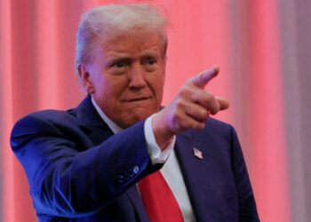Claudia Sheinbaum se compromete con Trump a frenar la migración hacia EE.UU