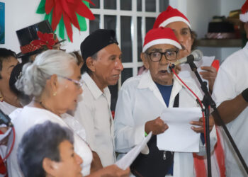 Organizan Comuna y el DIF Cozumel posada a abuelitos
