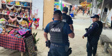 Realizan operativo de seguridad para turistas y locales en Holbox