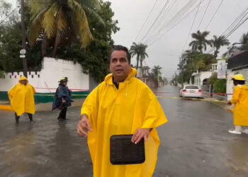 Trabajan en Cozumel en la limpieza del drenaje pluvial ante la amenaza de lluvias