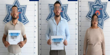 Tres detenidos en Cancún por allanamiento y daños