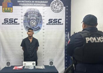 Detenido en el centro de Playa del Carmen con posibles narcóticos
